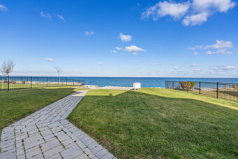 56 Aquamarine Drive, Stoney Creek