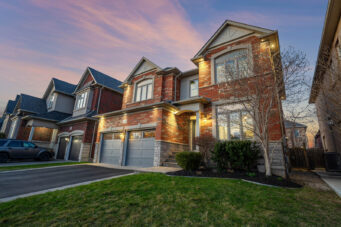 3349 Cline Street, Burlington, Ontario L7M 0J9