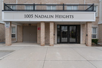 208-1005 Nadalin Heights